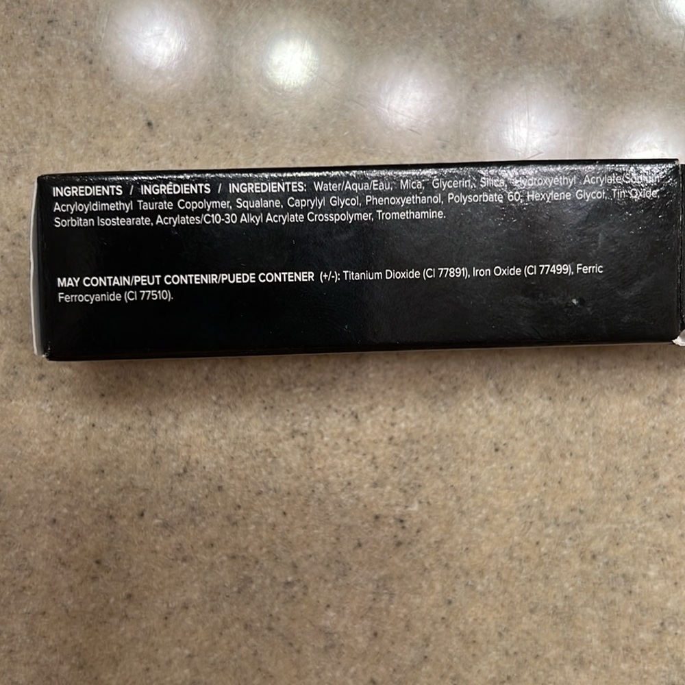 NEW Younique Moodstruck Liquid Shadow Rambunctious (blue) - Picture 5 of 5